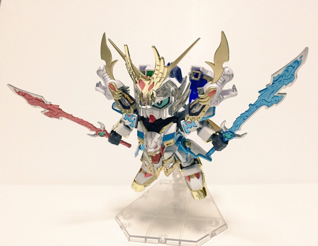 左右の剣は子孫とされている劉備に受け継がれるという脳内設定。