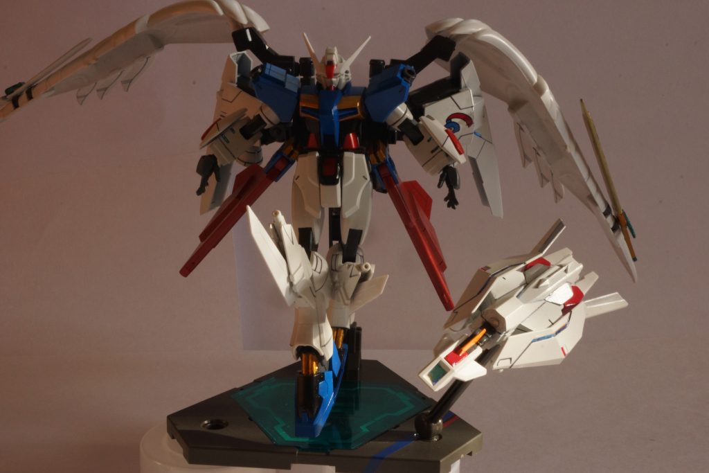 　長い文章でしたが、最後まで読んでいただいた方、本当にありがとうございました。
　愛機のスレイプニルが経年劣化していたので、今回後継機としてアブソリュートを作りました。アブソリュートは「まじりけのない様。完全無欠」という意味があり(好きな歌の一部でもある)、製作技術的に完全無欠は無理でしたが、まじりけのないスレイプニルへの想いは込められたかなと思います。
　また、合わせ目消し(一部)、自作デカールによるパーソナルマークとフォースマーク、ミラージュシール等、初めてのこともたくさんしてみました。ちょっとわかりにくいかも...。
　とここまで長くなってしまいました...すみません。閲覧ありがとうございました！
　
　