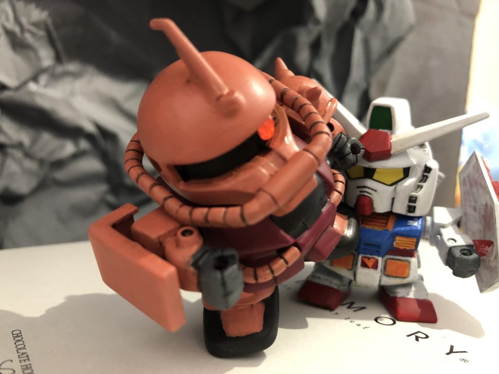 ザク「てぇぇぇい‼️」
ガンダム 「痛っ💦」