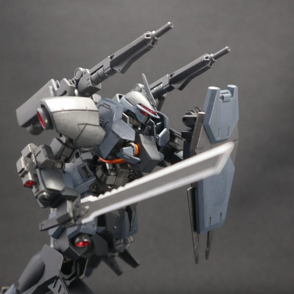 EB-05w Graze Wanderfalke (グレイズ ヴァンデルファルケ)
