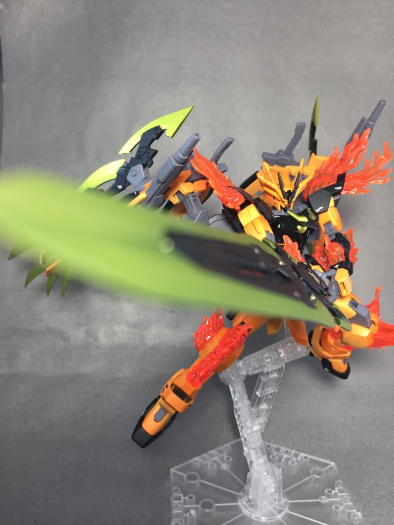 大張一刀流もバッチリ決まります。