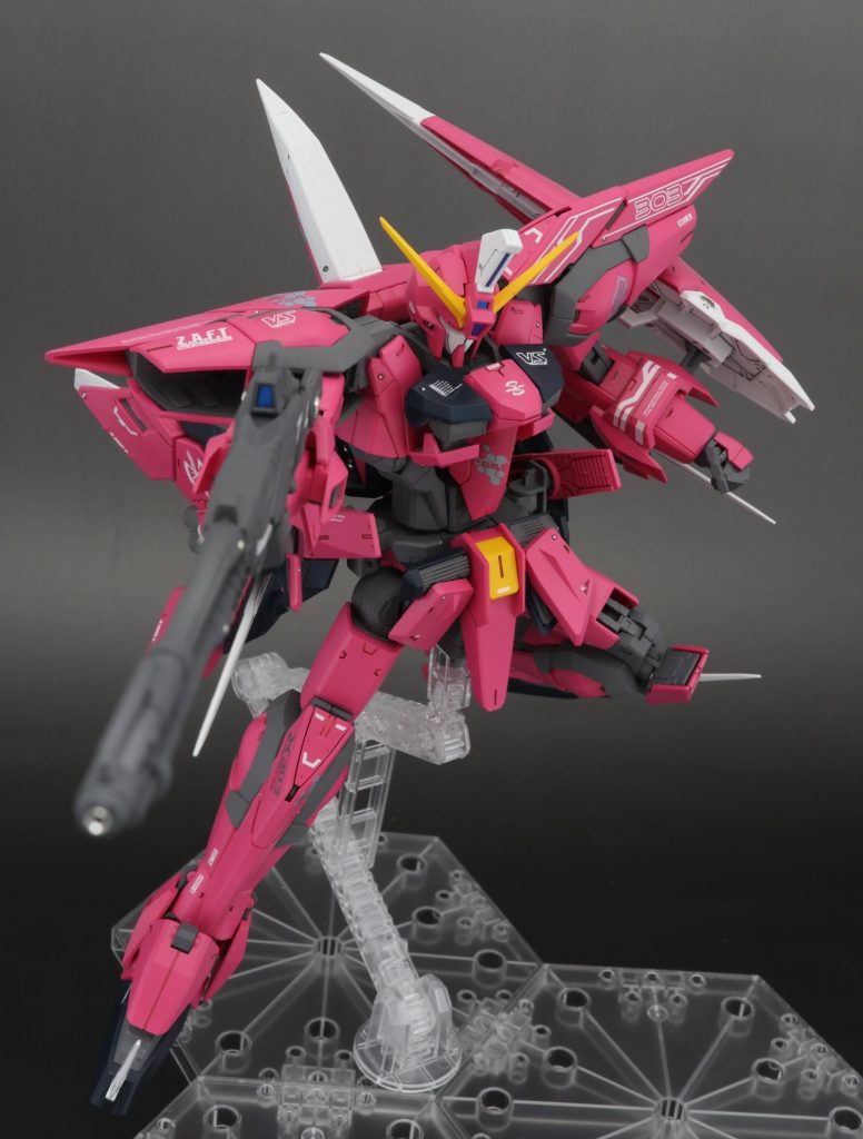 MG イージスガンダム–2枚目/制作者：ボロ