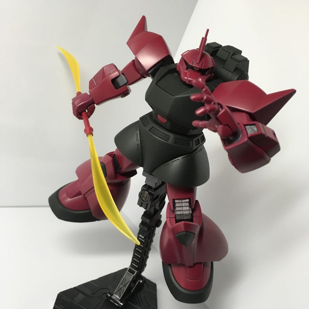 サフ吹いて色統一するのがなんだかめんどくさくてジョニー機と量産機両方使うという謎の贅沢...