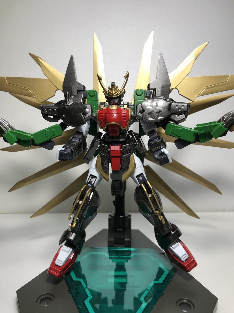 バックパックにギャラクシーブースターを取り付けて派手さをアップ。全力解放！