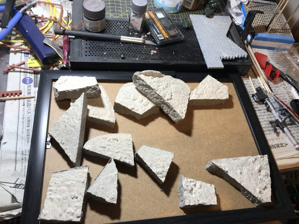 ガレキの位置極めの仮置きの時