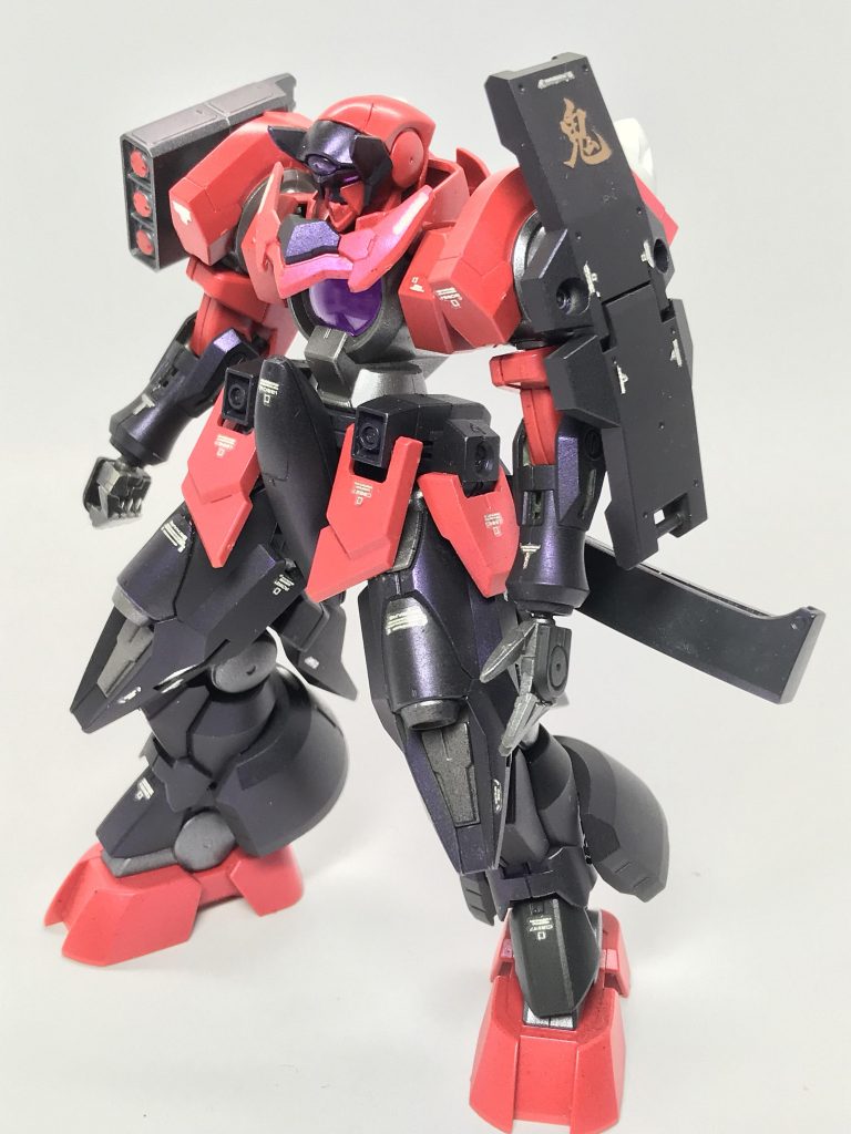 武装を付け替えることでいろんな戦闘での対応が可能です。