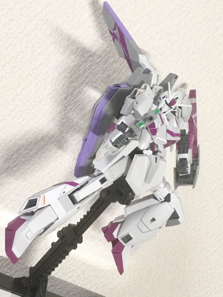 Zはたくさん作ってきたけど、この頃のZはスタイリッシュでカッコいいです。
ただ顔が少し違うのが残念。