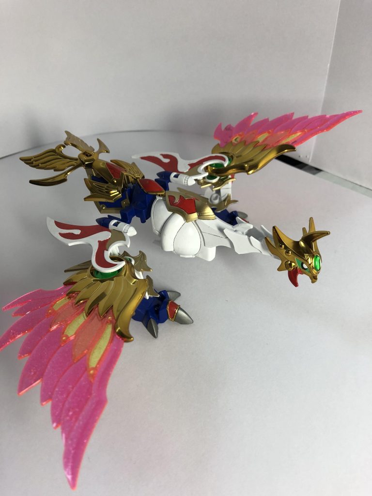 迦楼羅鳳凰。鎧の組み合わせから成る鳳凰w 一部パーツがないのは訳ありです(*_*)