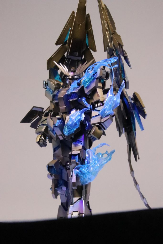 RX-0ユニコーン ガンダム3号機 フェネクス (NT) ナイトロフレア–4枚目/制作者:あぬびすん @anubisnn