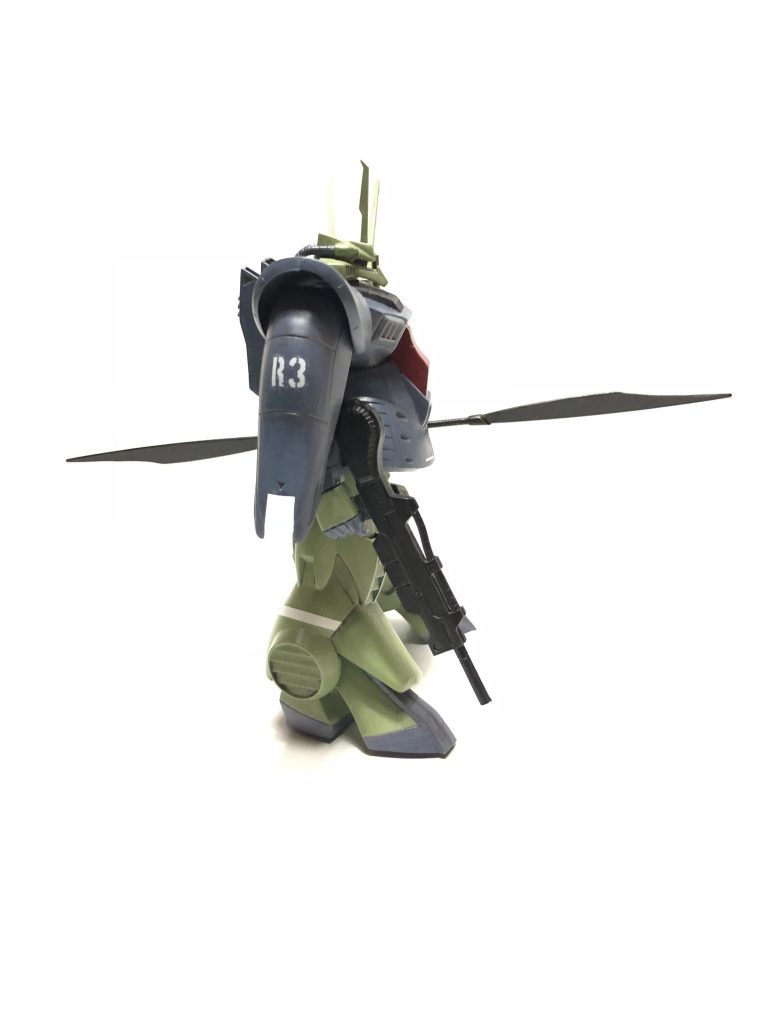 よこ

武器はオール黒塗り。
超硬ブラックチタンの実刃って設定。

リ・ガズィがR2でディジェはR3としました。