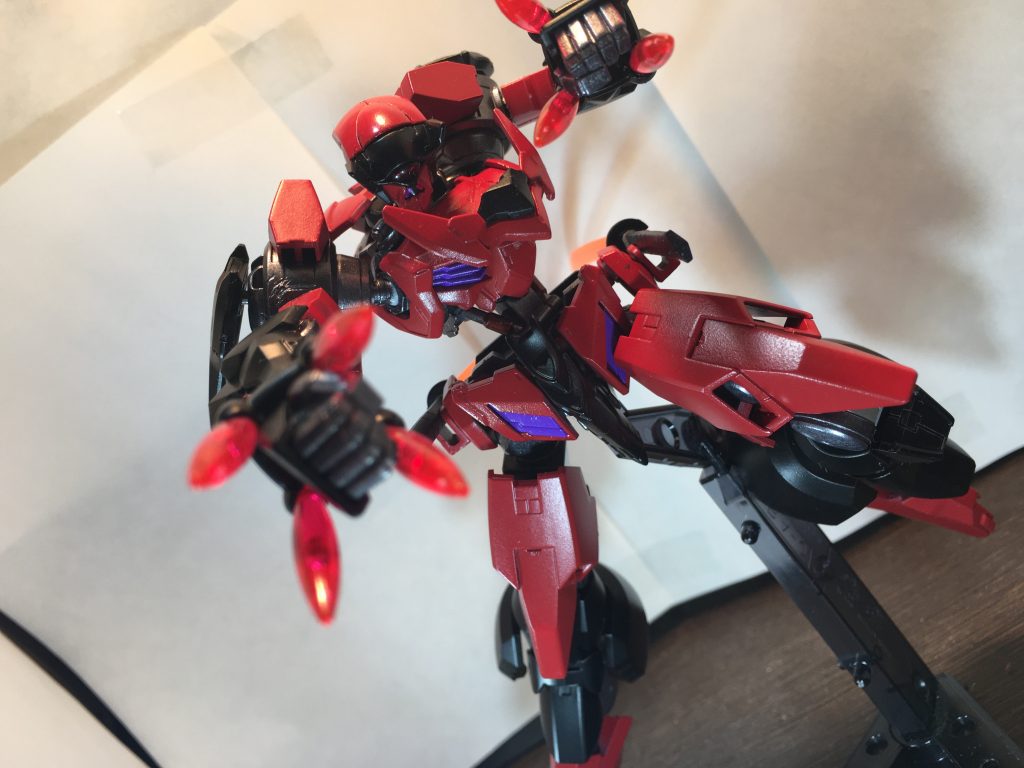 腕のニードルストレートは健在なので、殴り合いもできます