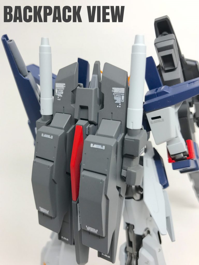 リアアップビューです。
高出力をドライブする為、大型化した
バックパック。 それに加えミサイル
ポッドと大型ビームサーベルを各2個
装備してます。
先述の兵装と合わせると、正に武装の
塊ですな〜 ( ̄▽ ̄;)
マイブームとなった漢字一文字表現だと
『武』ですかね?