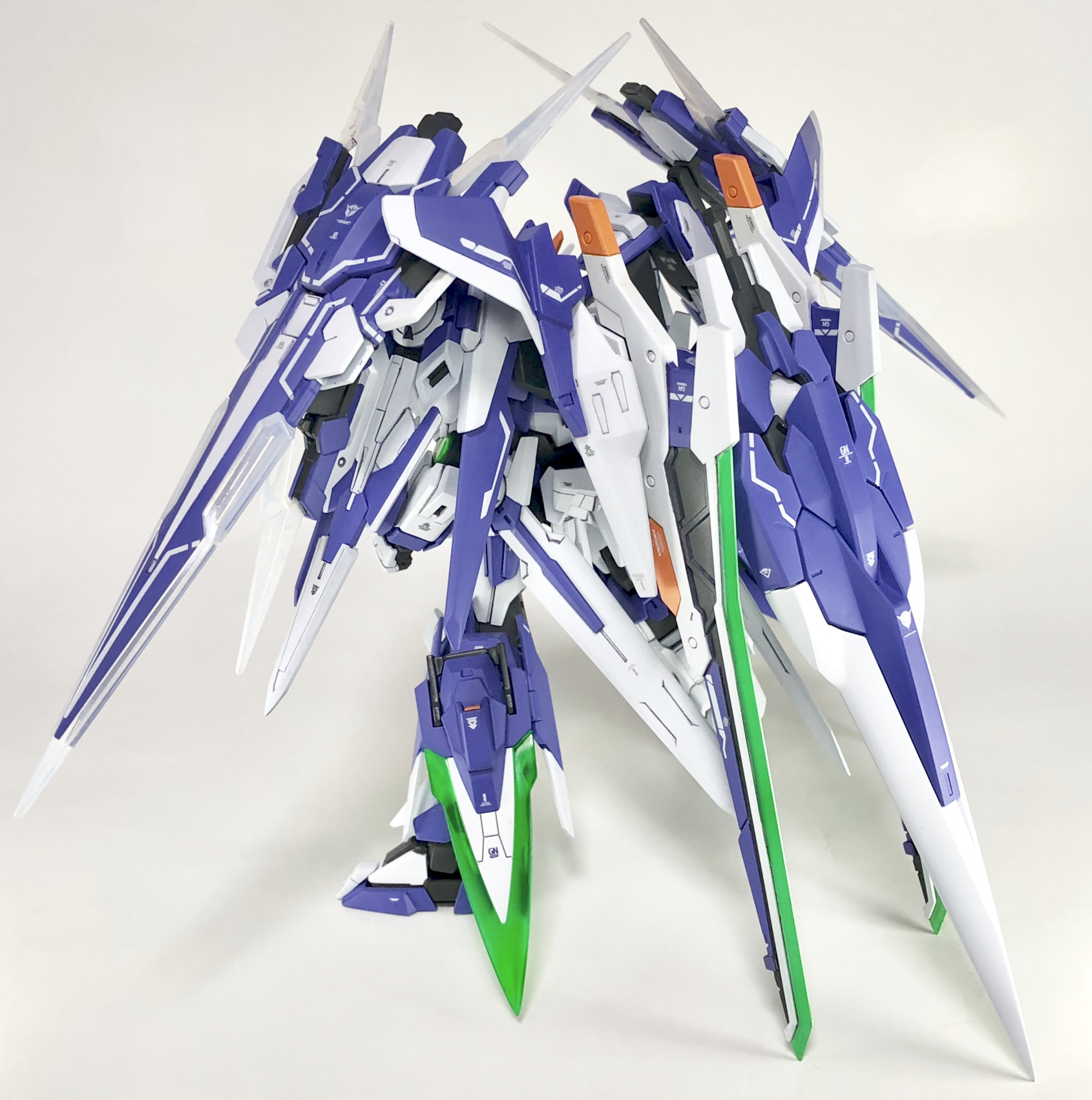 ダブルオーガンダムエクシアス フルセイバーフォース｜オカムラセイジ