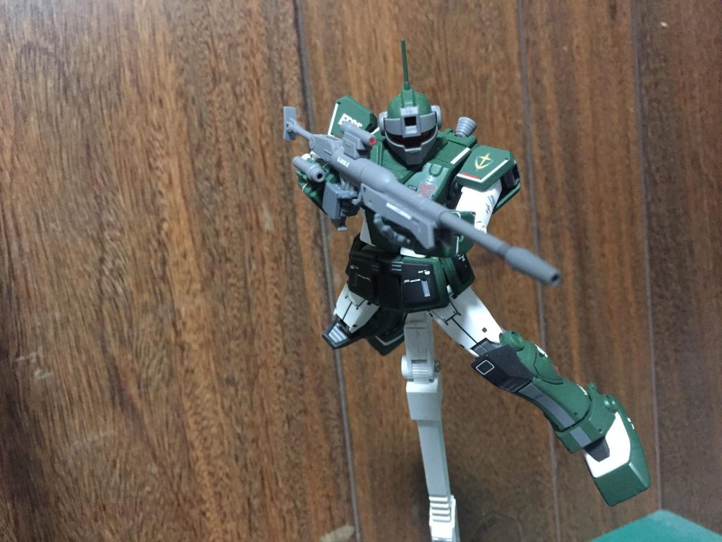 ライフルのセンサーパーツを赤で部分塗装しました