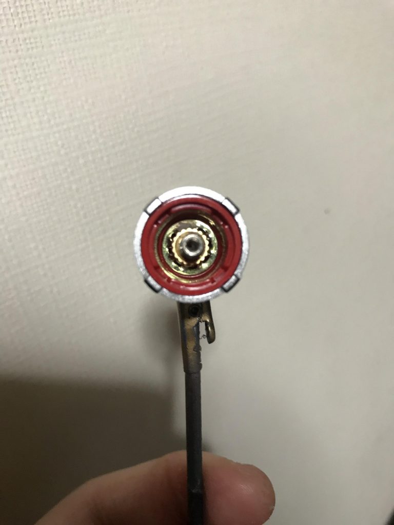 バーニア内部にはナニワネジのワッシャーやスピンサートなどを仕込んで、ディテールアップしています。