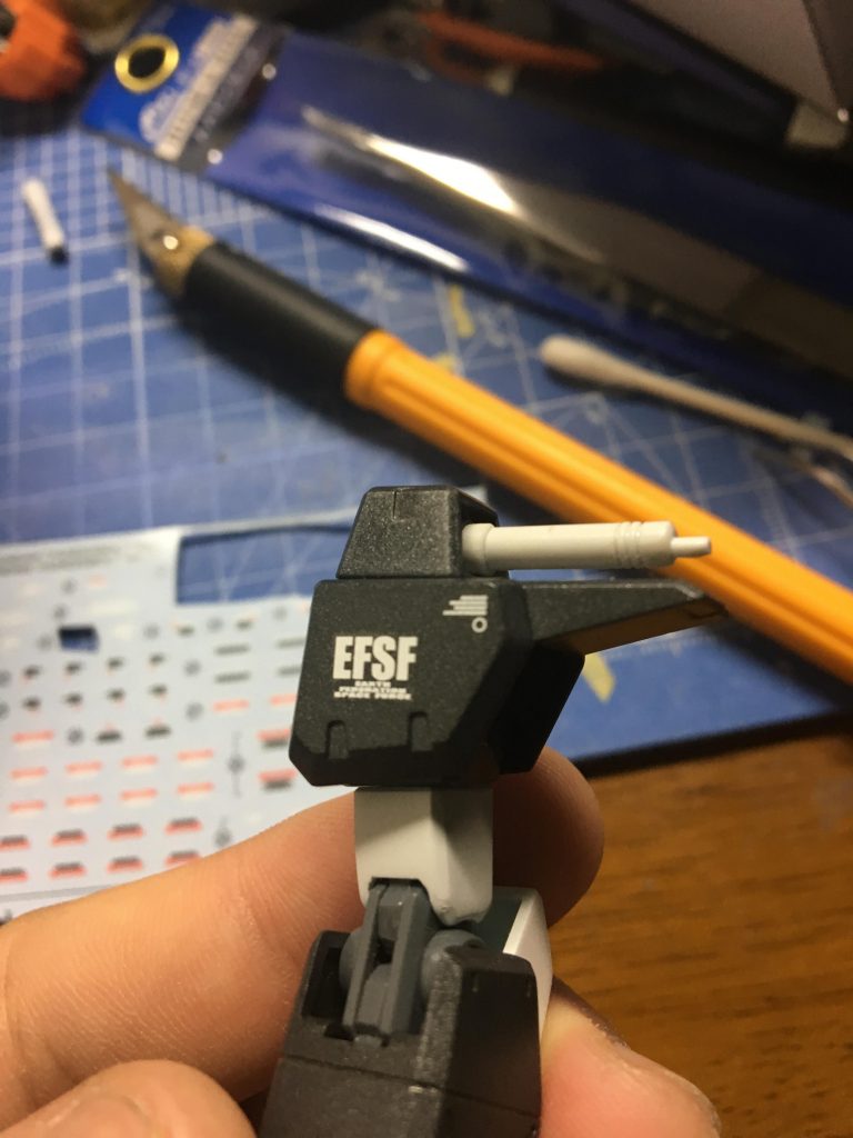 水転写デカール貼り
学生時代1回やって大失敗した水転写デカール…w
練習で頑張りましたがデカール貼りかなり苦戦しました…(⌒-⌒; )