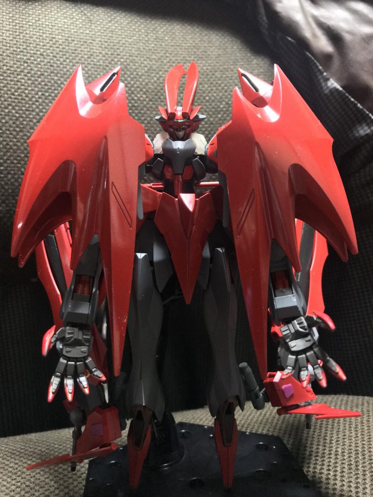 奇跡的に、防御形態もファングつけたままなれます。ギッチギチギチギチです。