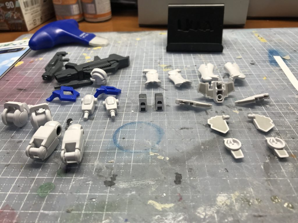 ガンダムアストレア–4枚目/制作者：ヤマクロス