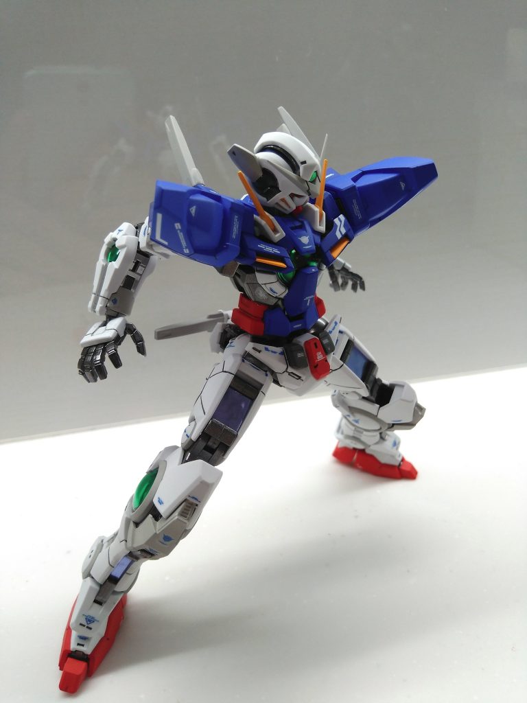 ABS素材の箇所はプライマーしっかり塗ってるので、かなり動かしても大丈夫です。