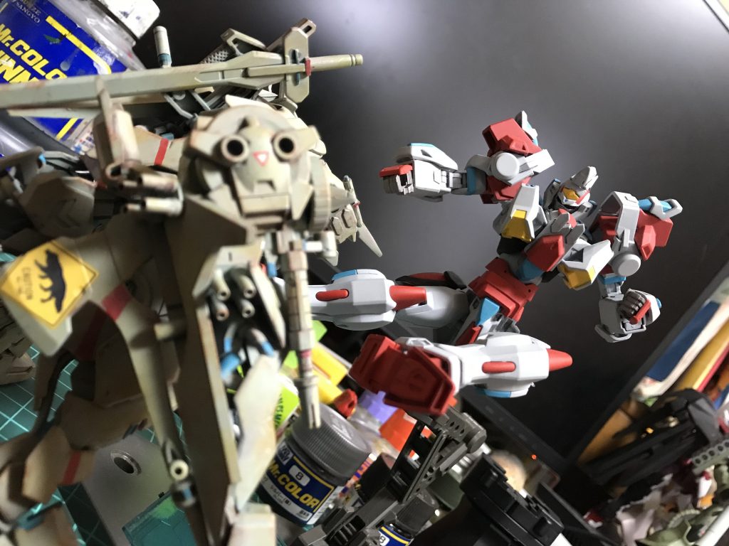 が!新必殺技超電導キックを編み出しガンダム・グリッドが勝利!
積みプラは程々にしようと思う人々なのであった。