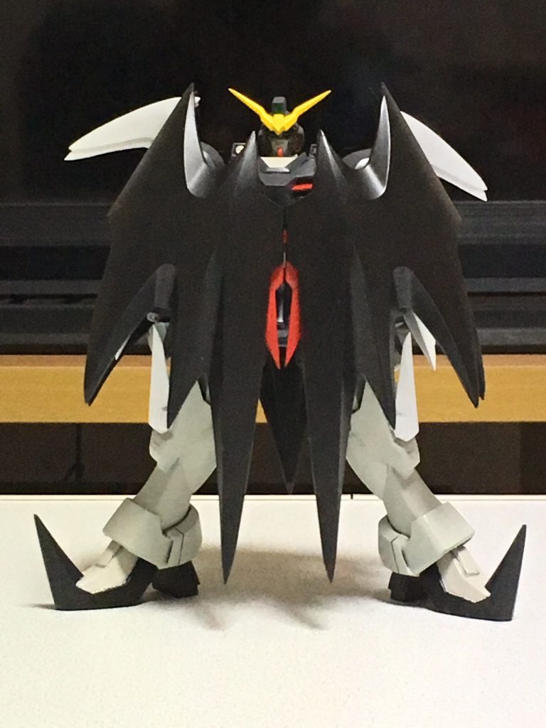 アクティブクロークを閉じた状態です。
パワードアームズパワーダーのジョイントを使用してバランスを取ってます。