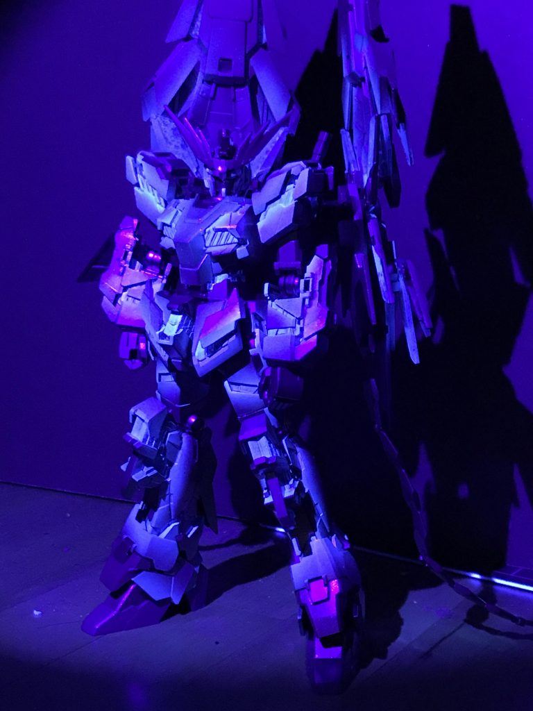 暗闇で
これでどこにどういうグラデを残したかわかるかと思います