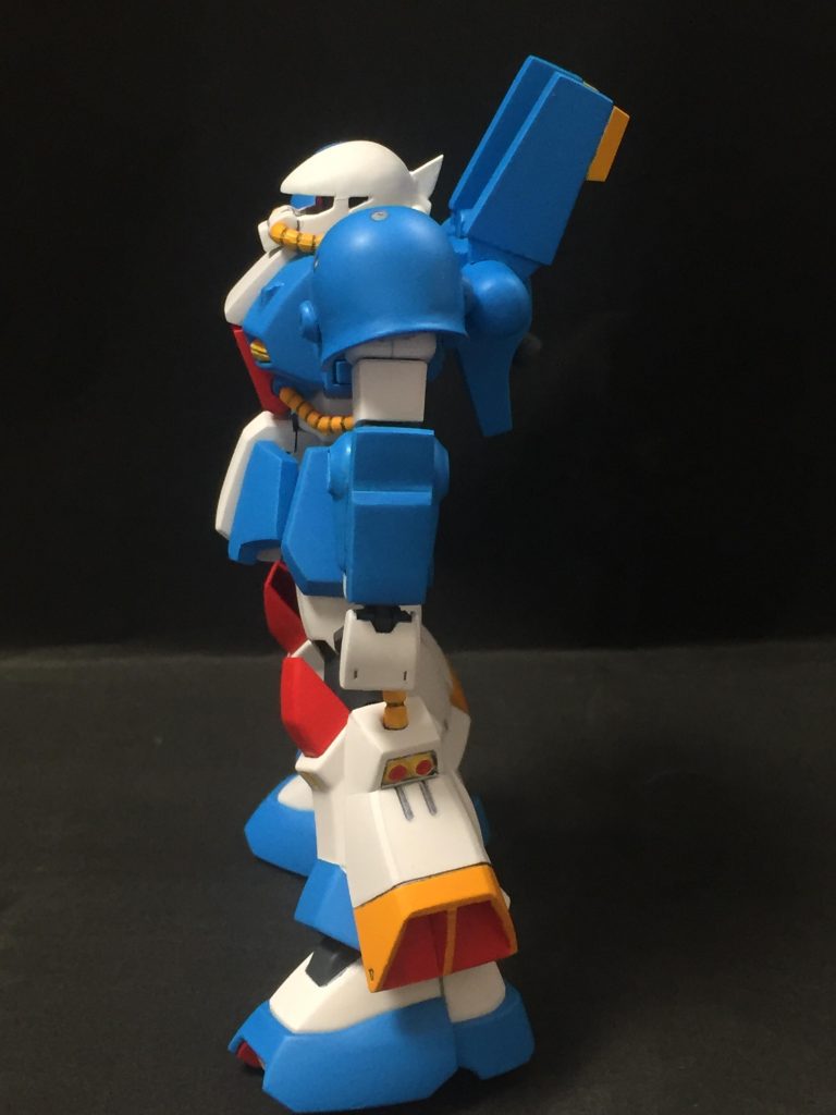 苦労したのはまず形状の合わせから．本当にハイザックがベースなのか？疑うくらいの整形手術を行いました…もう全部違う( ˙꒳​˙  )