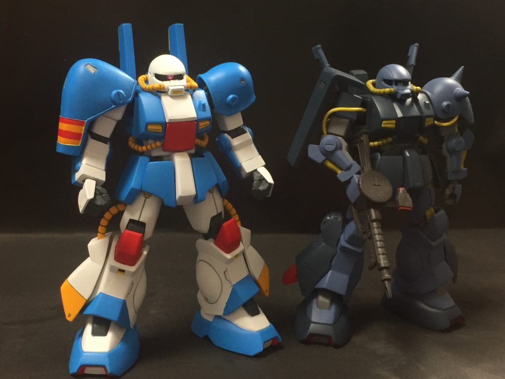 塗装は見ての通り赤白青黄の伝統的ガンダムカラー．…原型機と比べてみても形だけで全然違うMSに．ハイザックのバリエーションはこういうのが多いので魅力的なんです(*´꒳`*)