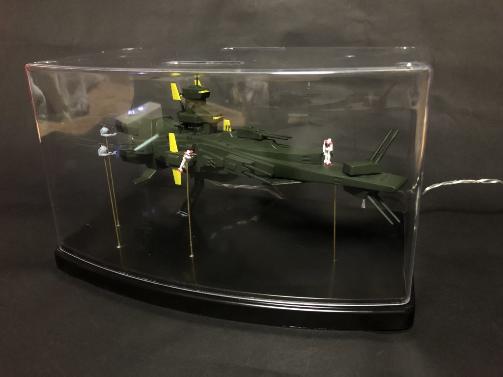 ケースに入ります。