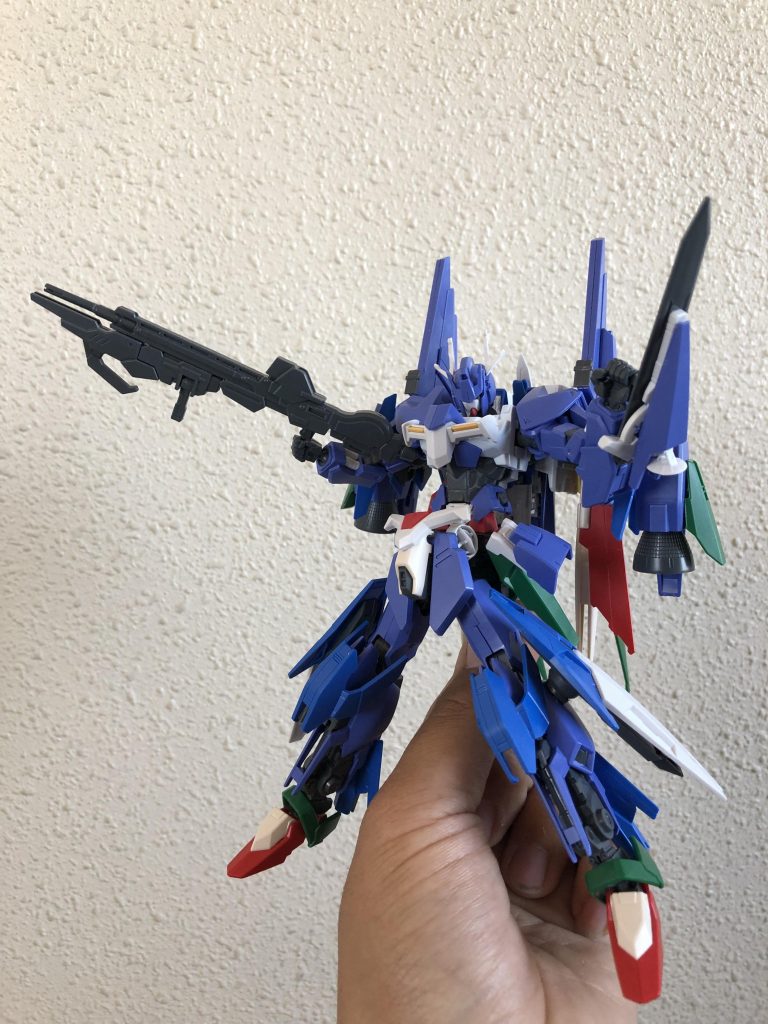 塗装前のすがた
なお本機の改造素材は百万式とフェニーチェリナーシタとダブルオーダイバーエースに小さなSWのプラモからできています
以上です