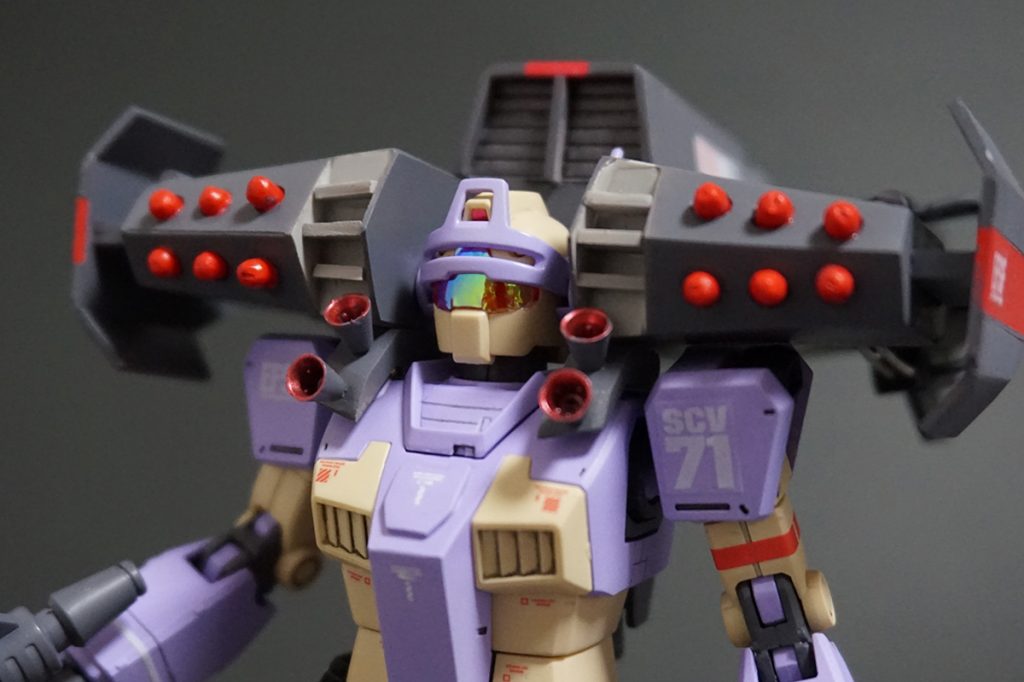 カメラ部にオーロラフィルムを貼っています。