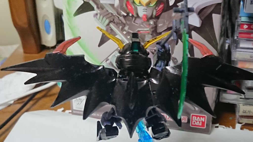 ガンダムWのＯＰのデスサイズのポーズをデスサイズヘルで再現してみました。