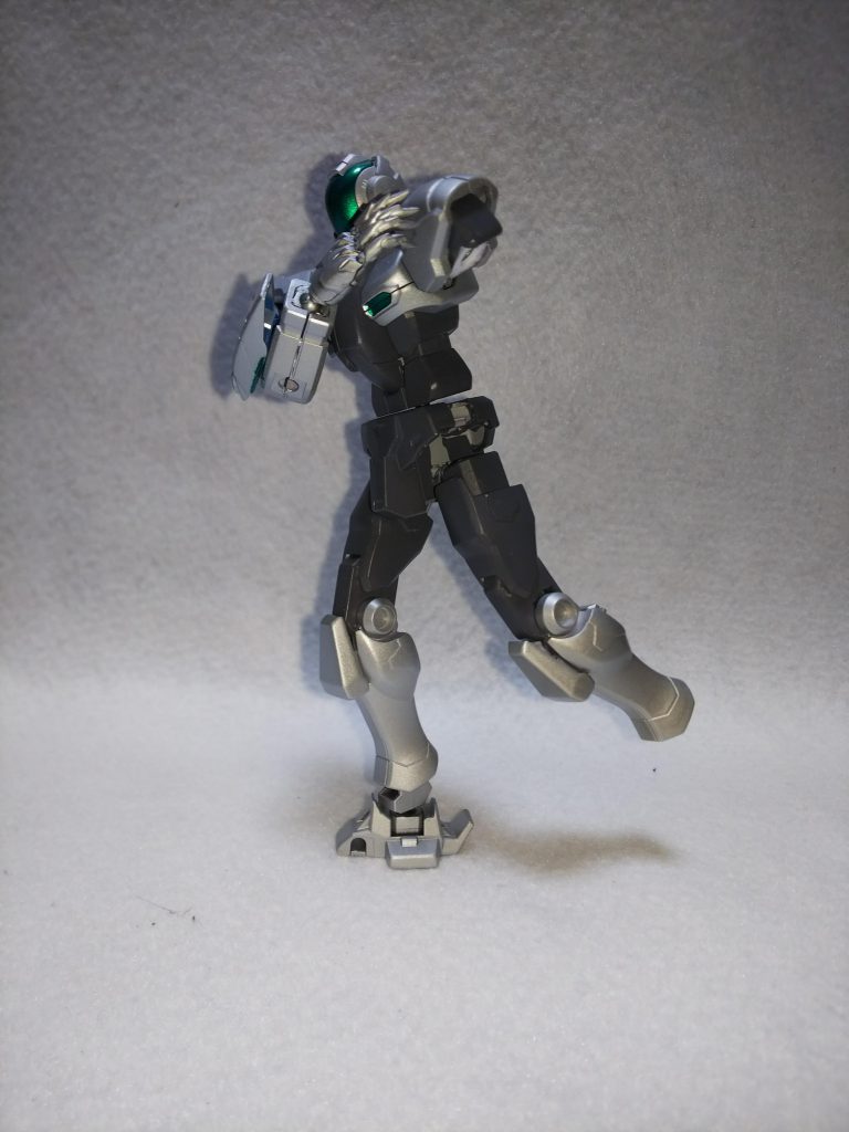 もっと強く…この両手で
涙全て振り払えたら
今度こそは 呟く今と
傷さえも無駄にしない