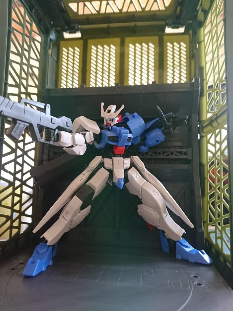 ガンダムフレームとだけあって凄まじい可動域を誇ります(*´∀`)♪