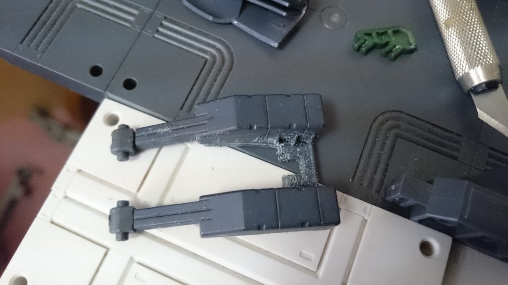 干渉部位カット
どうせあまり見えませんし←