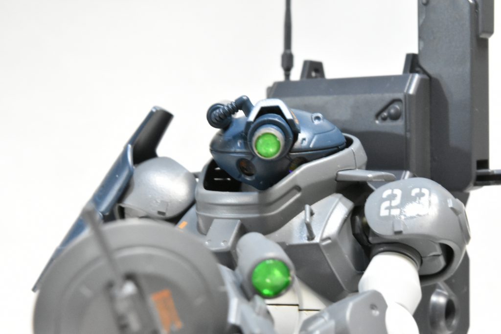 グリーンのクリアパーツやレドームの一部分にホログラムフィニッシュを貼ってクリアの良さを引き出してます！