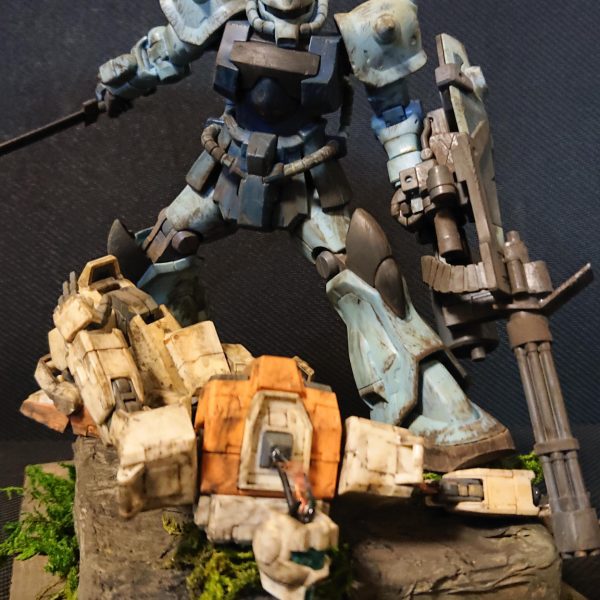 陸ジムのパイロットもエースなんだけどね