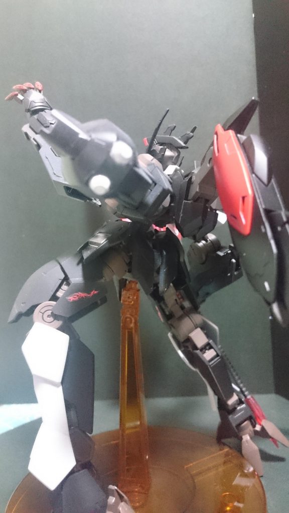 ガンダムベリアル・ケーニッヒ–5枚目/制作者：Rた狼