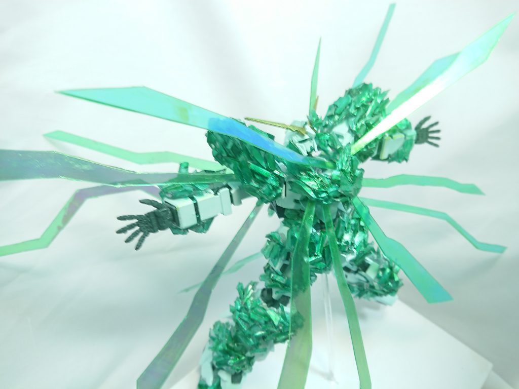 角度を変えて何枚か