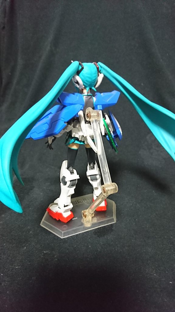 ガンダムミクシア–6枚目/制作者：白黒魔