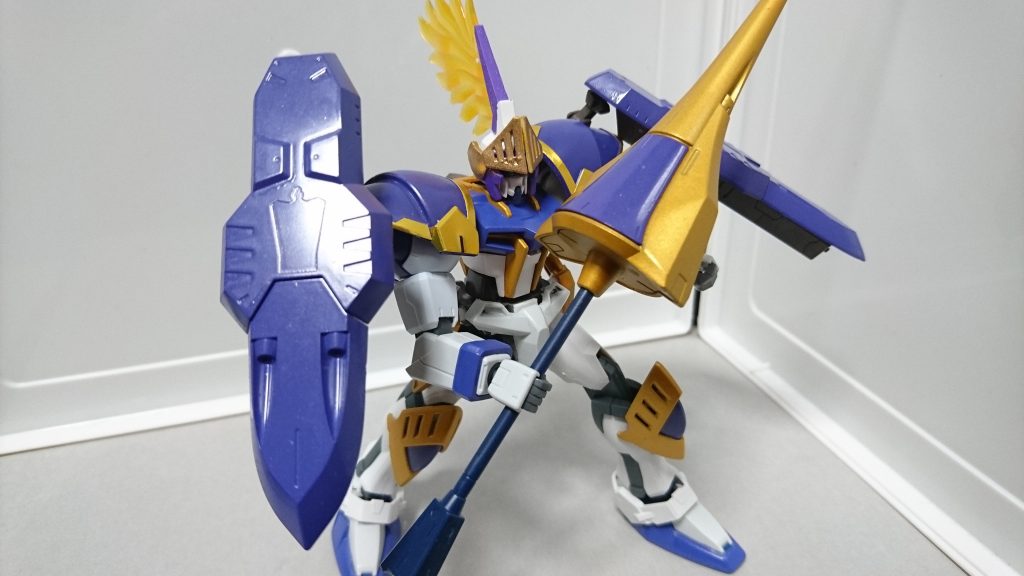 電磁投射砲内蔵可動防壁「ゲシュマイディッヒパンツァー・ギネヴィア」。フォビドゥンガンダムが持つゲシュマイディッヒパンツァーと同一の能力を持つ可動防壁であり、敵のビーム攻撃を歪曲させる事が可能。さらに元々キマリスヴィダールのシールドを改造している為・・・・