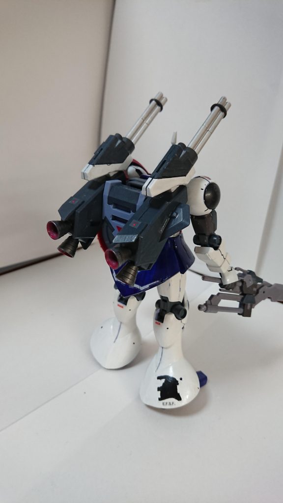 後ろから
メタリックがいい味
出してると思います。(自画自賛)