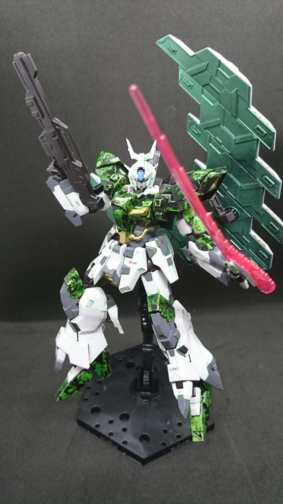 ムーンガンダム-翠月-–5枚目/制作者：タッキ~