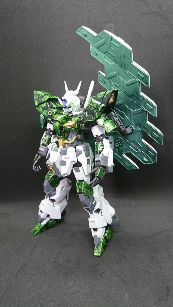 ムーンガンダム-翠月-–2枚目/制作者：タッキ~