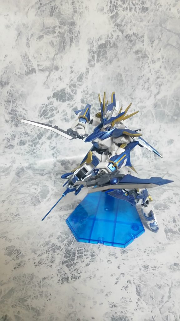 そして更に分割されるソードの出番は……