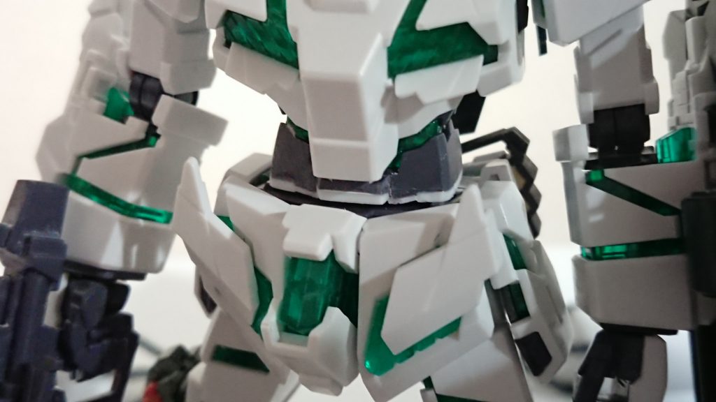 腰延長、リアアーマーも幅増ししてます。