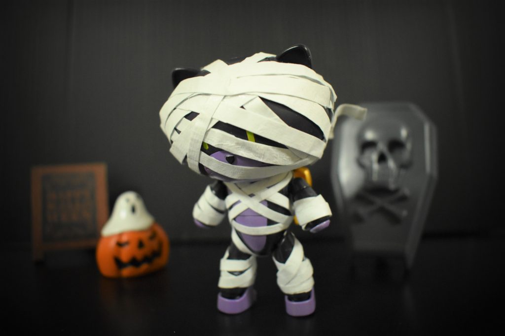 プチッガイキャットコスをペイントし、その上から包帯に見立てた紙を貼り付けたプチッガイになります。