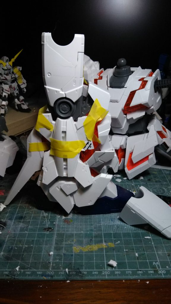 足は大幅に改造しています。