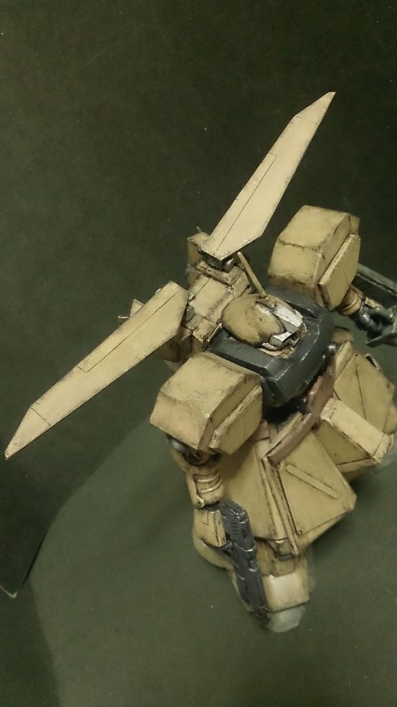 近藤先生特有のMSデザインは大好きです