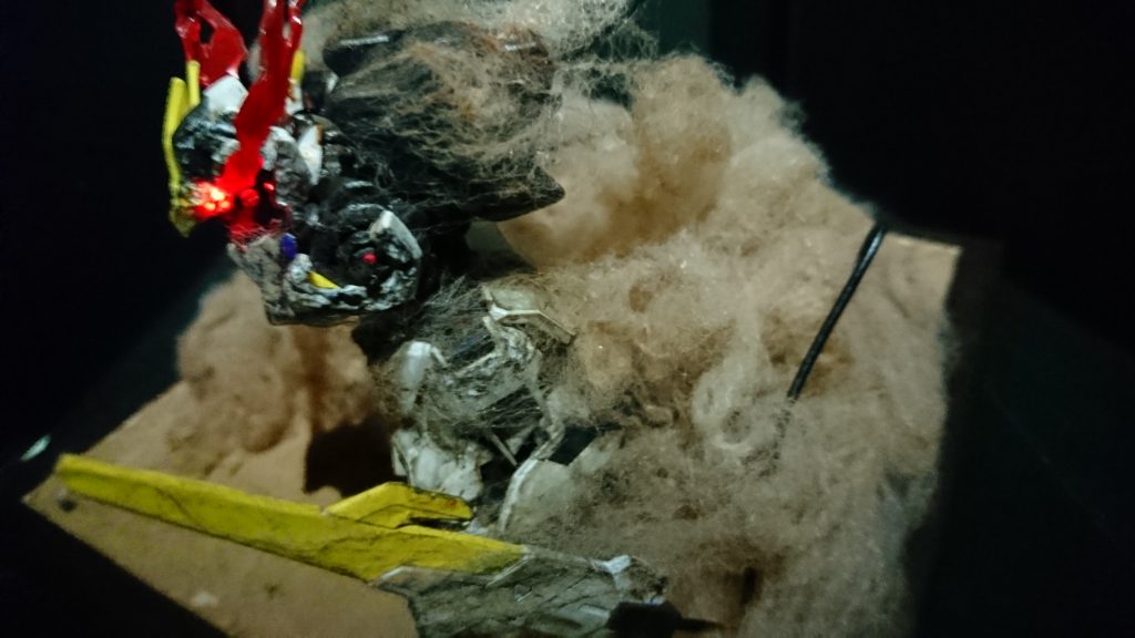 とにかくスピード感を出したかったので煙を大量に使ってみました